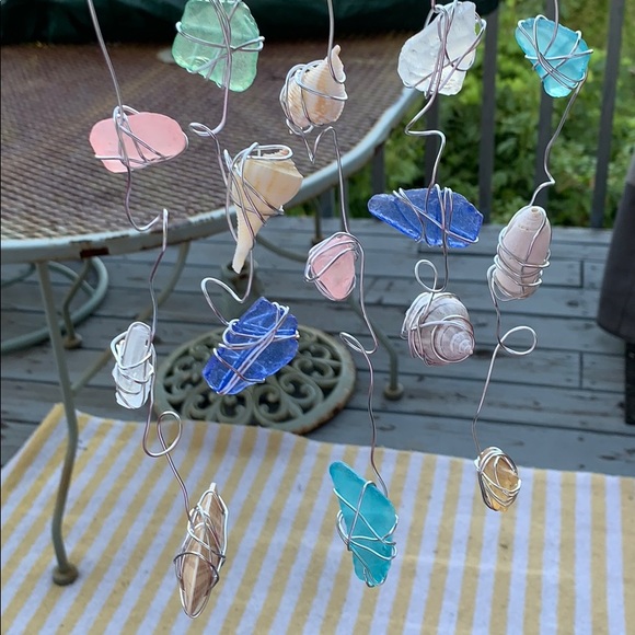 Beach sea glass seashells suncatcher wind chime #3 aqua amber pink blue clear - Picture 7 of 16